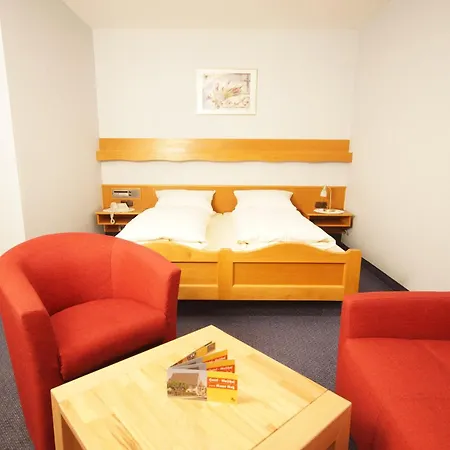 Hotel-Gasthof Rotes Ross 3* Heroldsberg