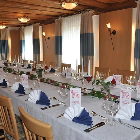 Hotel-gasthof Rotes Ross 3*